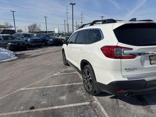 2023 Subaru Ascent Limited 8-Passenger