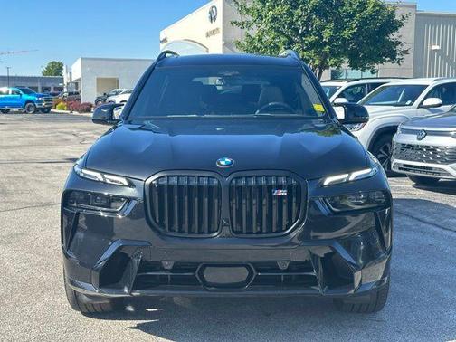 Black Sapphire Metallic 2025 BMW X7 M60i