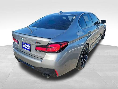 2022 BMW M5 Base