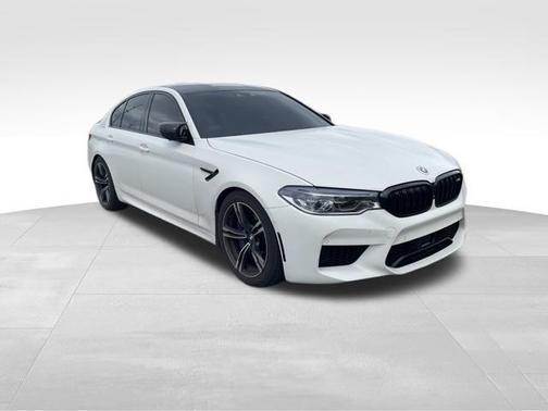 Alpine White 2018 BMW M5 Base