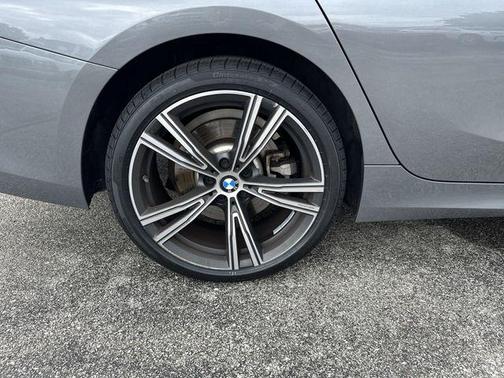 2023 BMW 330 i xDrive