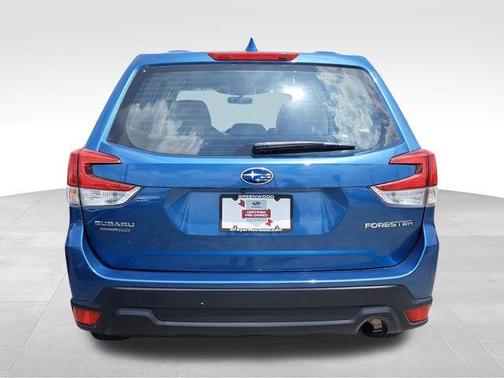 2022 Subaru Forester Base (CVT)