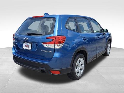 2022 Subaru Forester Base (CVT)