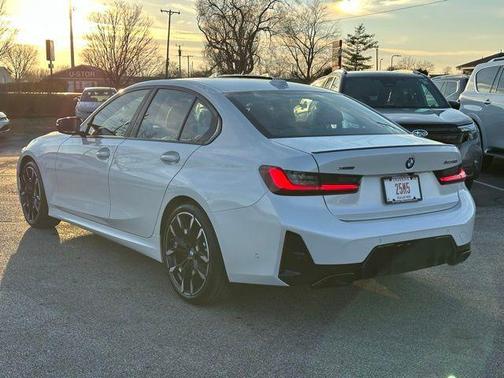 2025 BMW M340 i xDrive