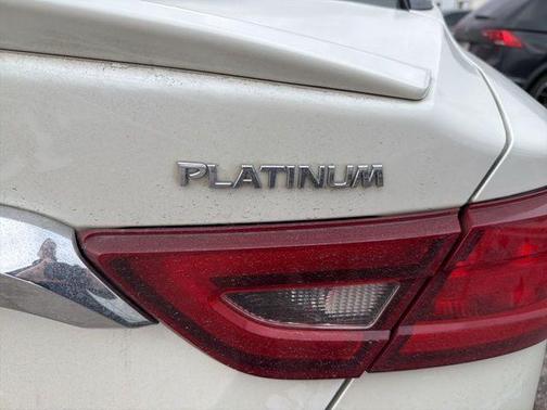 2017 Nissan Maxima 3.5 Platinum