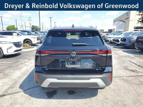 2025 Volkswagen Tiguan 2.0T SE