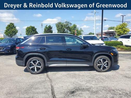 2025 Volkswagen Tiguan 2.0T SE