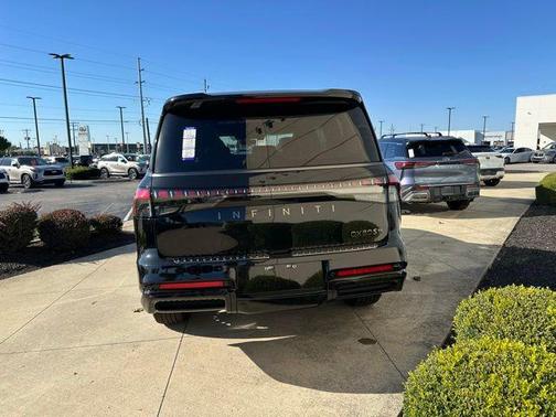2026 INFINITI QX80 SPORT