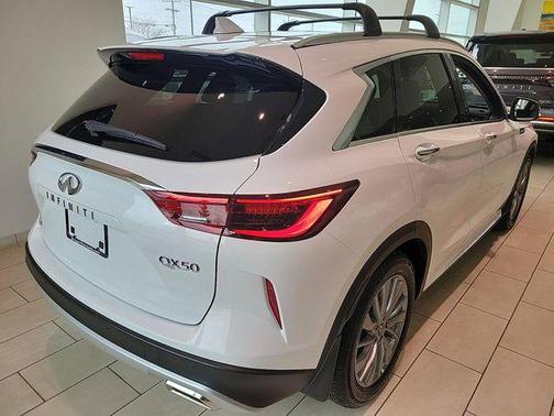 2025 INFINITI QX50 Luxe