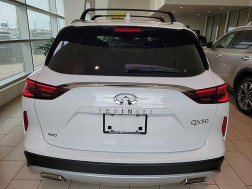 2025 INFINITI QX50 Luxe