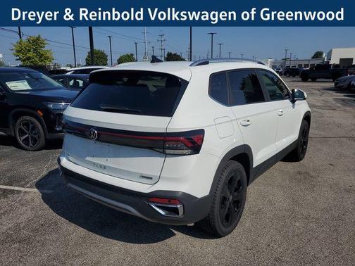 2025 Volkswagen Taos 1.5T SEL