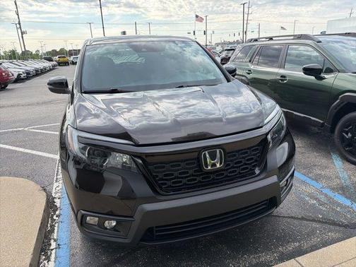Crystal Black Pearl 2019 Honda Passport EX-L