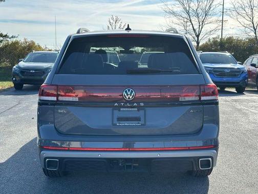 2024 Volkswagen Atlas 2.0T Peak Edition SEL