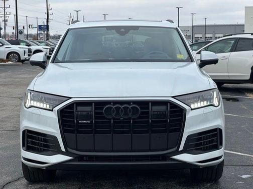2023 Audi Q7 55 Prestige