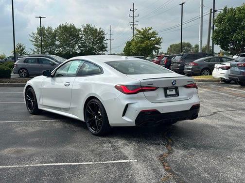 White Metallic 2024 BMW M440 i xDrive