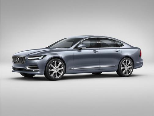 Gray Metallic 2018 Volvo S90 T6 Momentum
