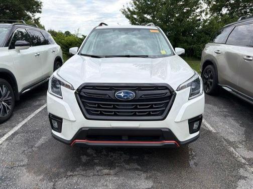 Crystal White Pearl 2023 Subaru Forester Sport