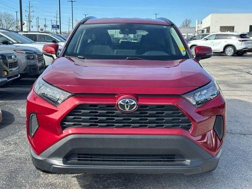 2019 Toyota RAV4 LE