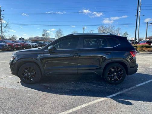 2022 Volkswagen Taos 1.5T SE