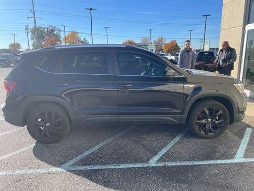 2022 Volkswagen Taos 1.5T SE