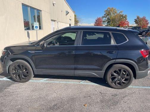 2022 Volkswagen Taos 1.5T SE