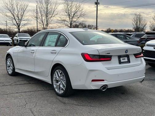 2026 BMW 330 I XDrive NA