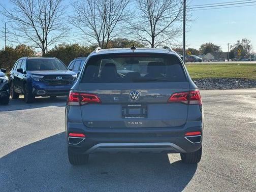 2024 Volkswagen Taos 1.5T SE