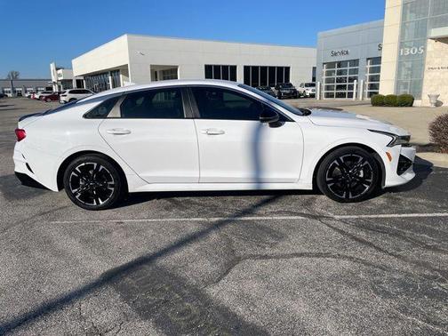 Glacial White Pearl 2022 Kia K5 GT-Line