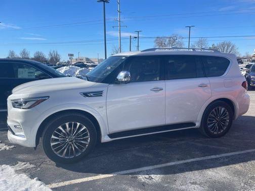 2020 INFINITI QX80 Luxe