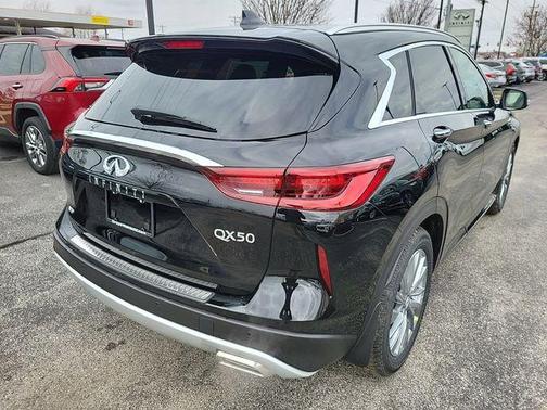 2025 INFINITI QX50 Luxe