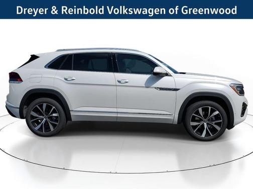 2024 Volkswagen Atlas Cross Sport 2.0T SEL Premium R-Line