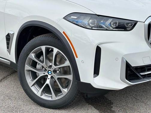 Alpine White 2026 BMW X5 xDrive40i