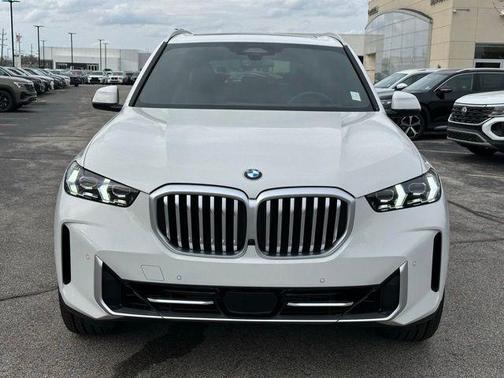 Alpine White 2026 BMW X5 xDrive40i