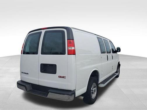 2023 GMC Savana 2500 Work Van