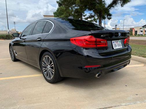 Black 2018 BMW 530 xDrive