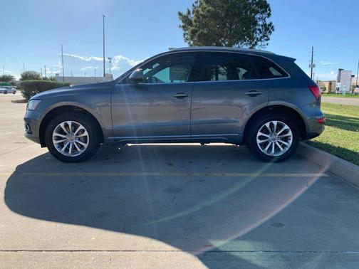 Gray 2015 Audi Q5 2.0T Premium Plus