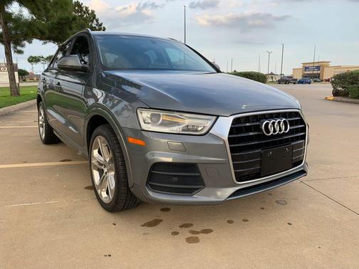 Monsoon Gray Metallic 2017 Audi Q3 2.0T Premium