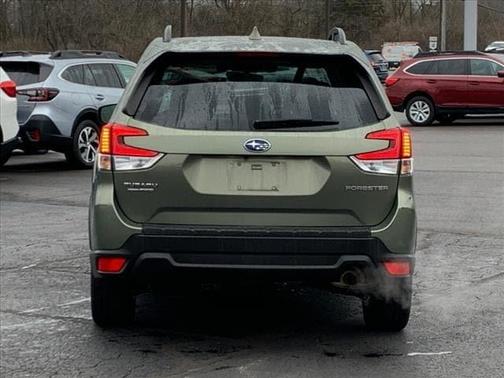 Photo 5 of 20 of 2020 Subaru Forester Premium