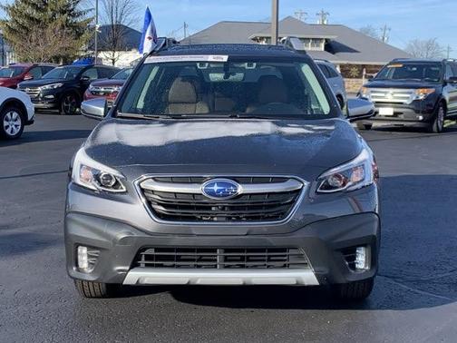 Photo 2 of 20 of 2020 Subaru Outback Touring