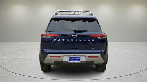 2025 Nissan Pathfinder SL FWD