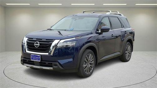 2025 Nissan Pathfinder SL FWD