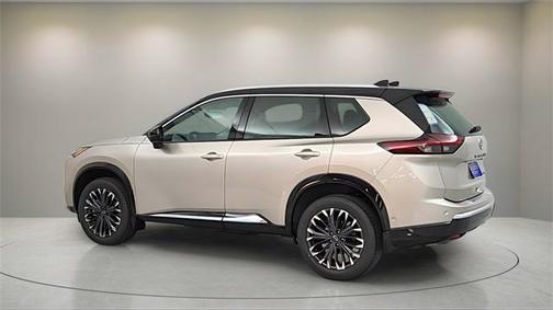 2025 Nissan Rogue Platinum