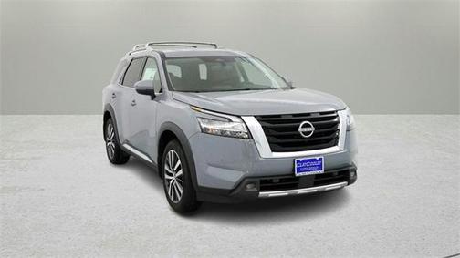 2025 Nissan Pathfinder Platinum FWD