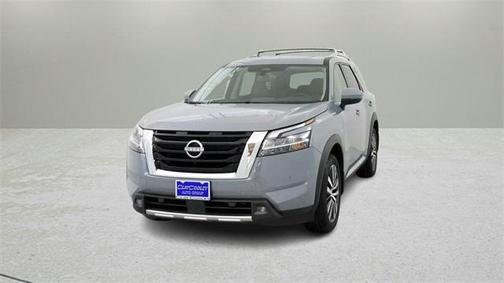 2025 Nissan Pathfinder Platinum FWD