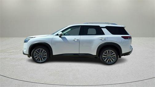 2025 Nissan Pathfinder SL FWD