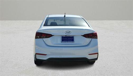 2022 Hyundai Accent SE