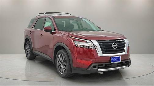 2025 Nissan Pathfinder SL FWD