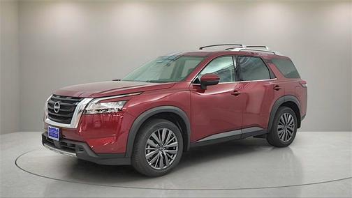 2025 Nissan Pathfinder SL FWD