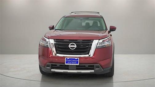 2025 Nissan Pathfinder SL FWD