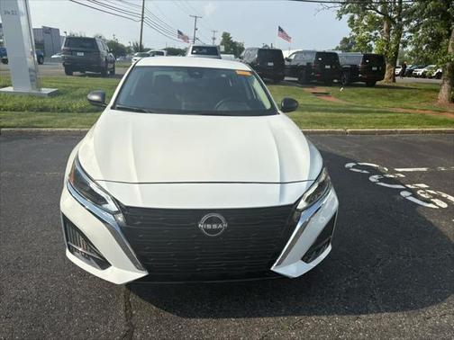 2025 Nissan Altima SV FWD